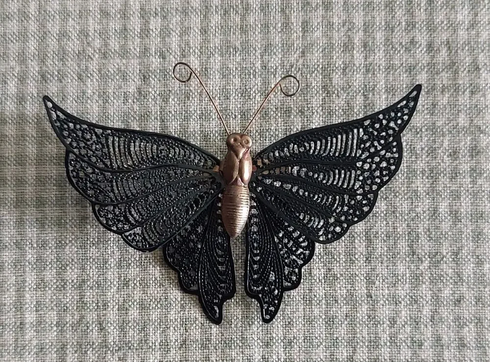 Vntg Black Lace Fillagree Winged Butterfly Brooch